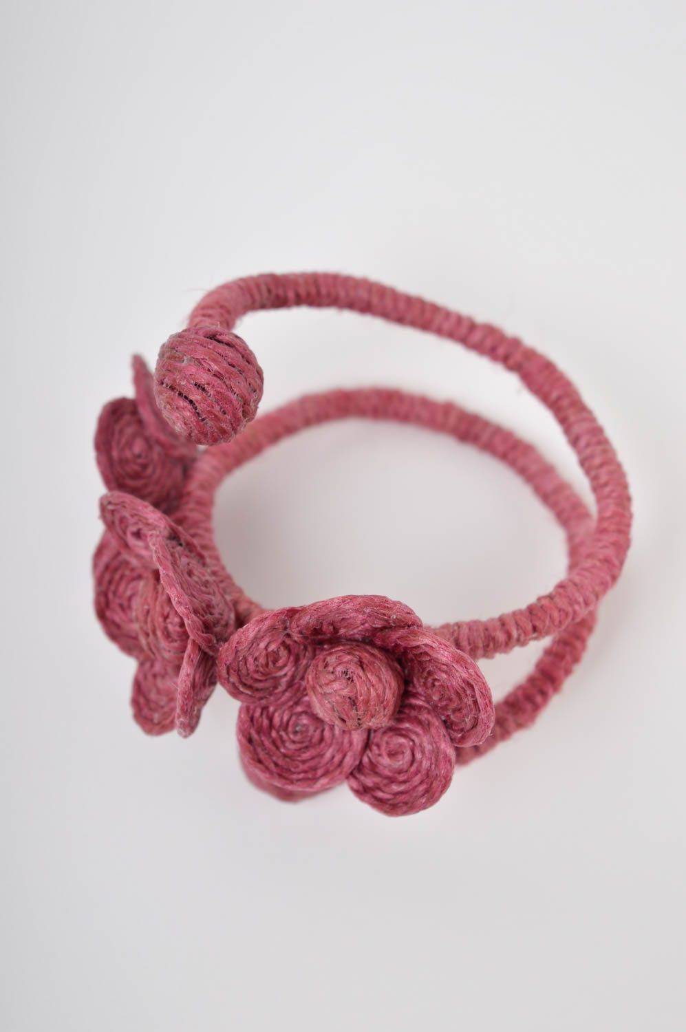 Bracelet avec fleurs Bijou fait main rose en ficelle Cadeau pour femme photo 2