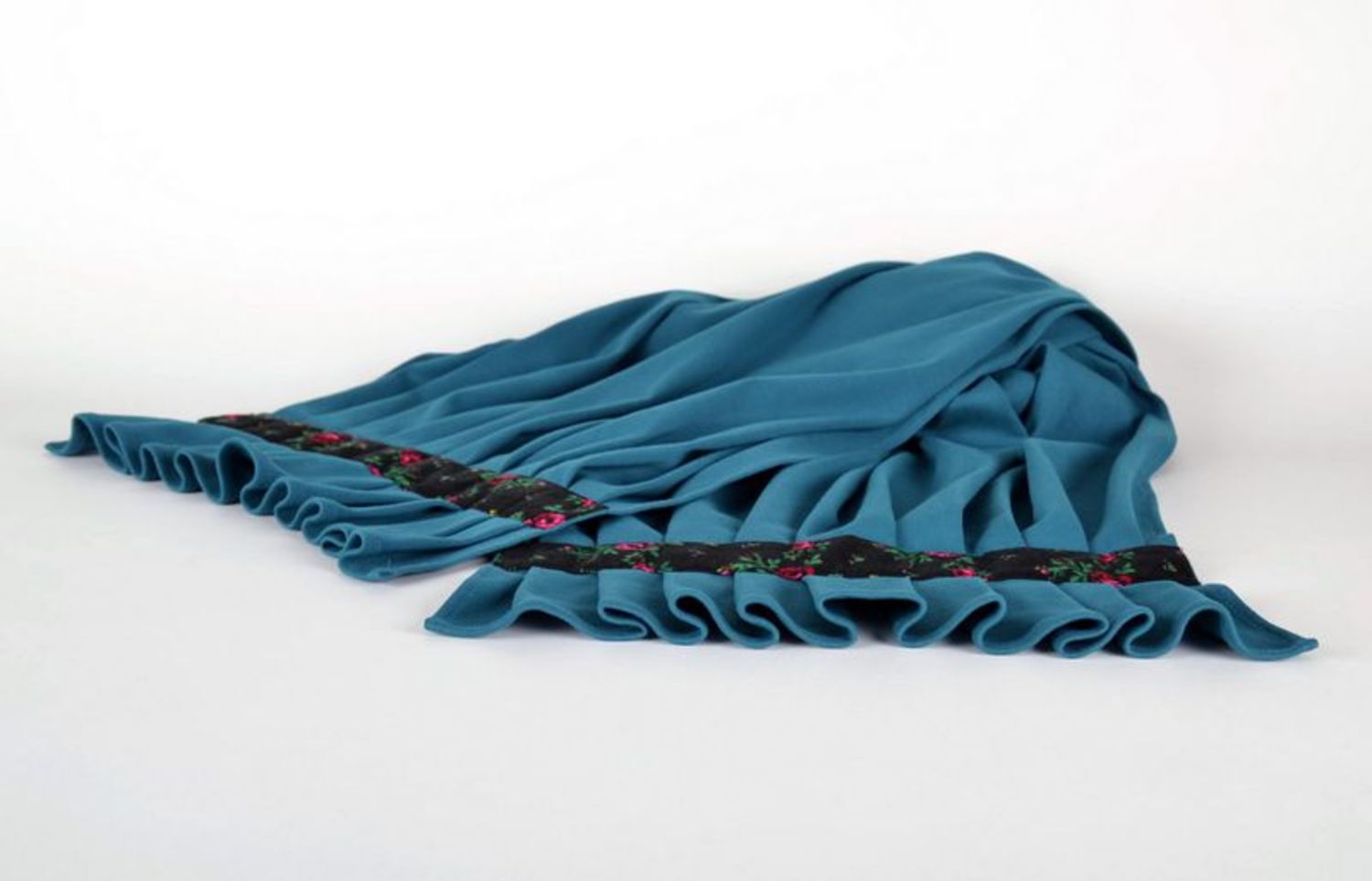 Trikotage-Schal in Blau, mit Leineinsätzen foto 4