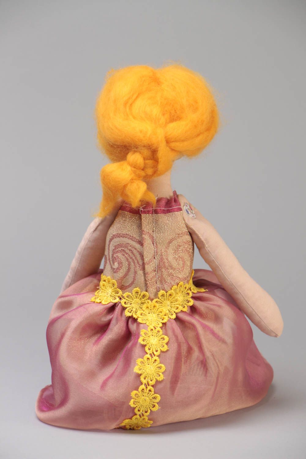 Schöne handmade künstlerische Puppe aus Stoff mit Aroma für Interieur Dekor foto 4