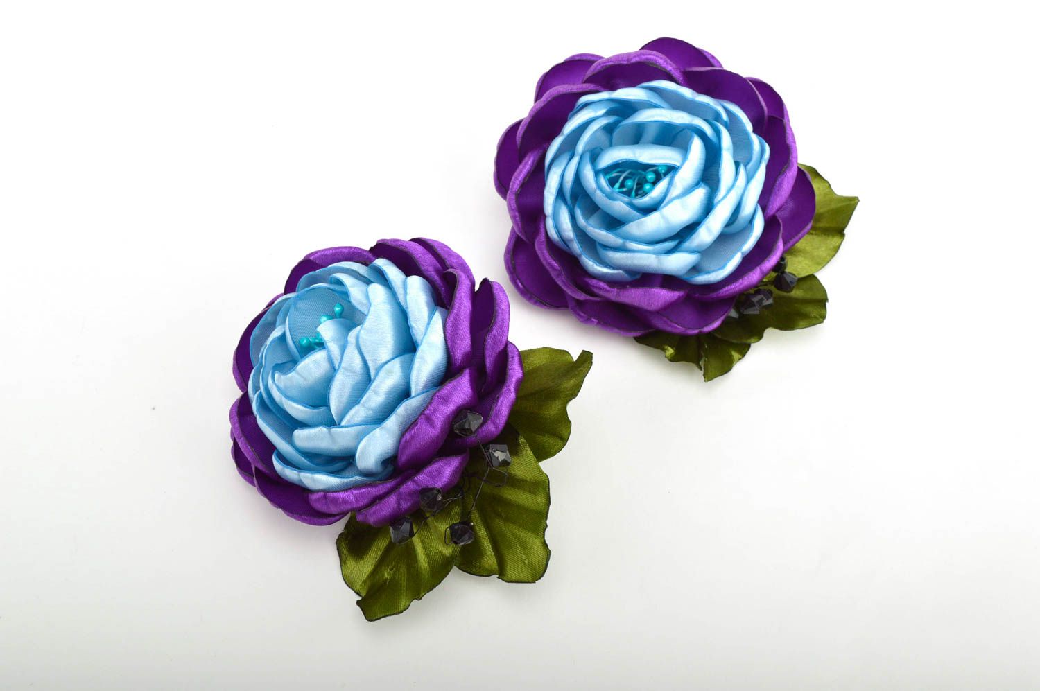 Handmade Schmuck Blumen Haargummis in Blau und in Lila Mädchen Haarschmuck schön foto 5