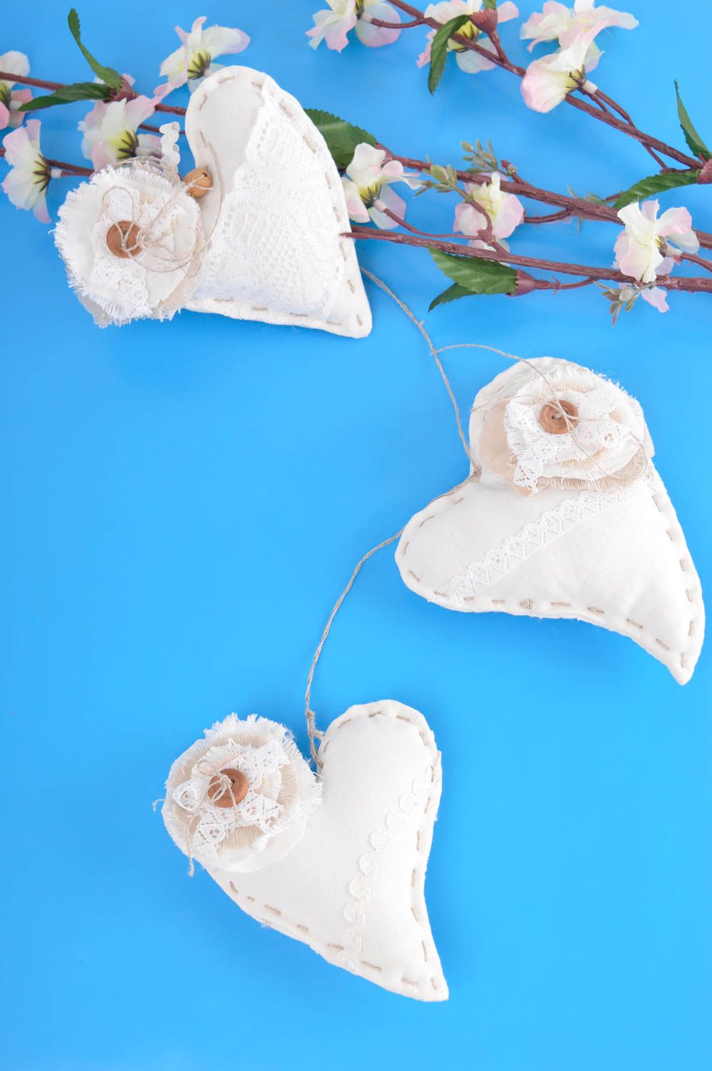 Декор для дома хэнд мэйд мягкие сердца белые декоративные сердца Любовный оберег фото 1