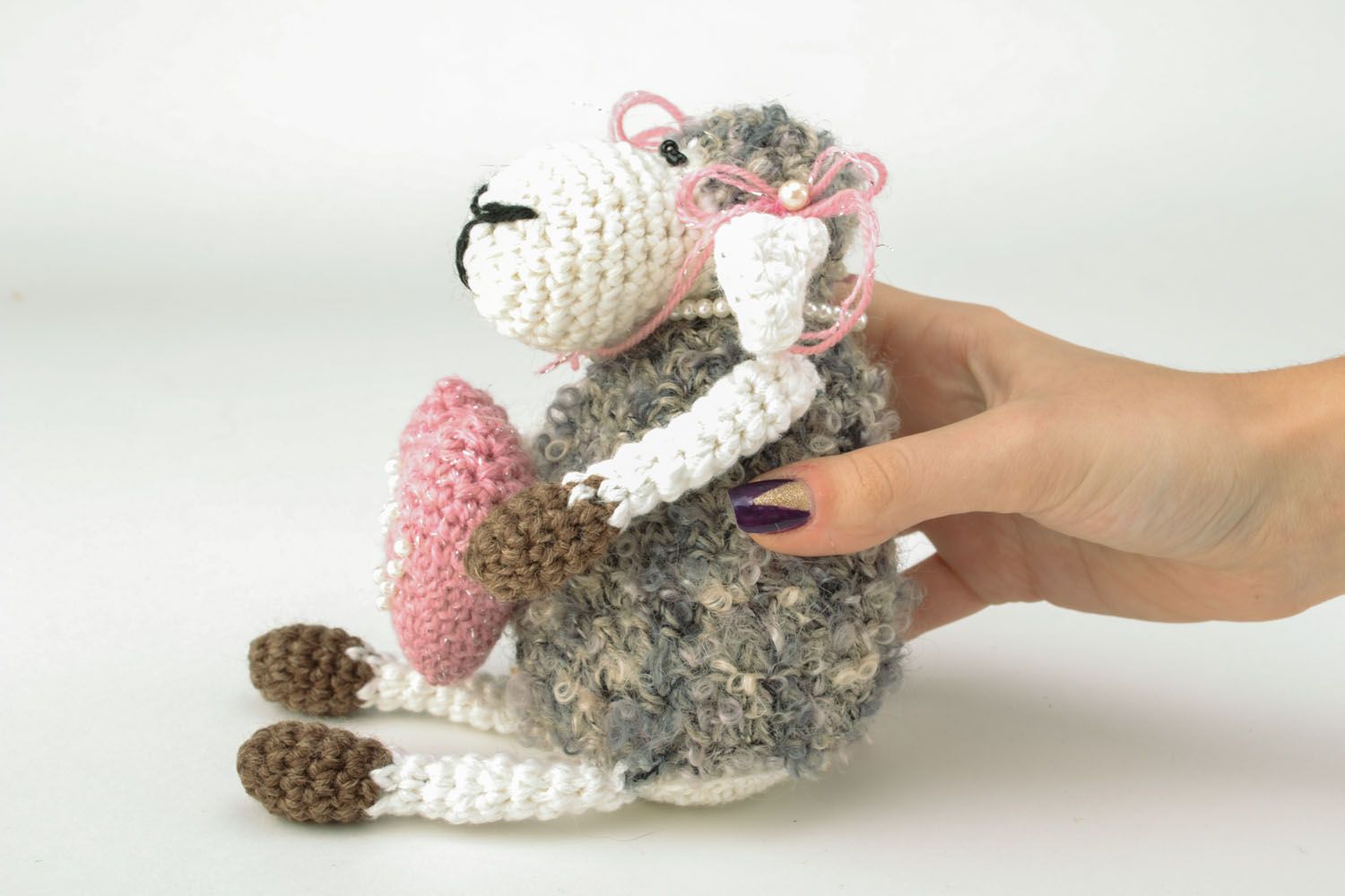 Brinquedo macio tricotado com gancho foto 1