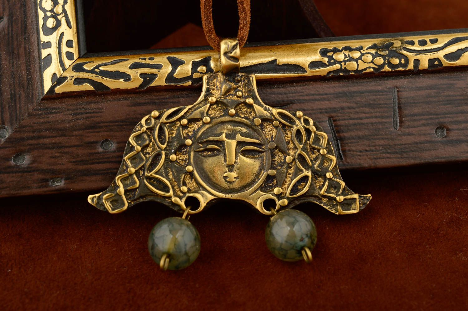 Pendentif bronze Bijou fait main deux perles d'agate tendance Accessoire femme photo 1