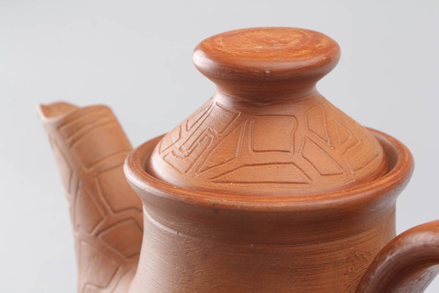 Bule de cerâmica decorativo com tampa feito à mão chaleira de argila artesanal  foto 3