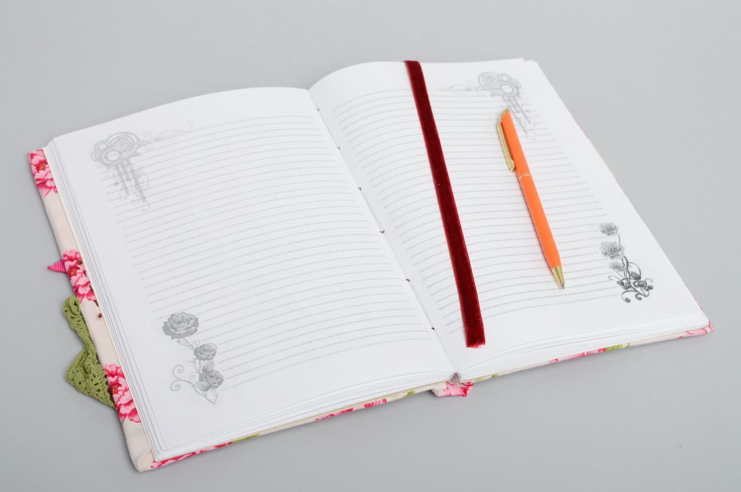 Cuaderno hecho a mano con cubierta blanda foto 3