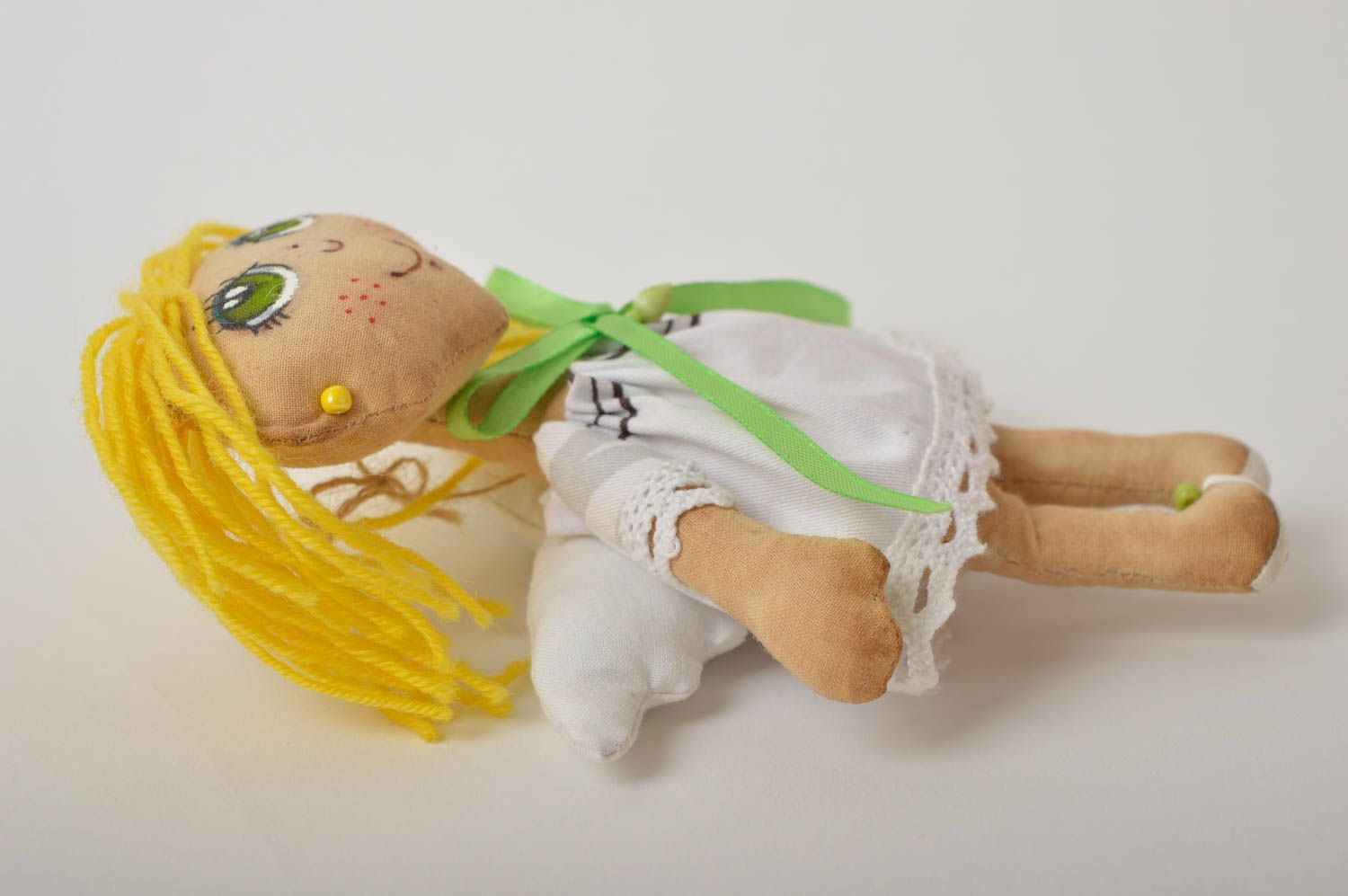 Кукла ручной работы авторская кукла из ткани тряпичная кукла Девочка в платье фото 4