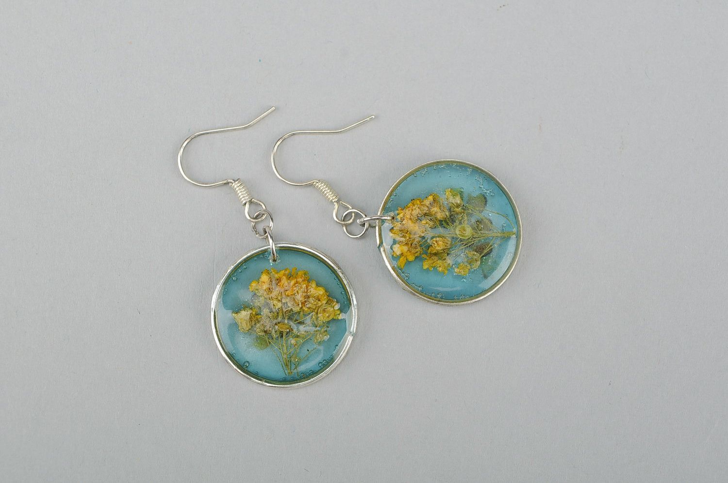 Round Earrings with Real Plants  photo 3