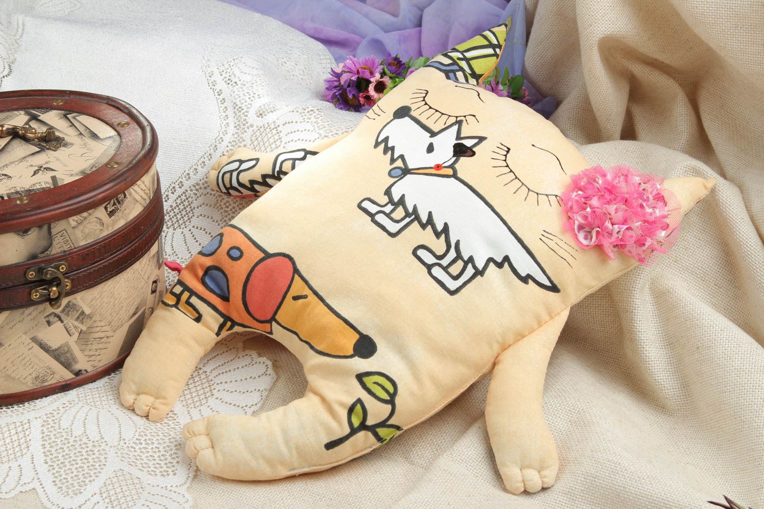Cojín de peluche hecho a mano juguete para niños gato elemento decorativo  foto 1