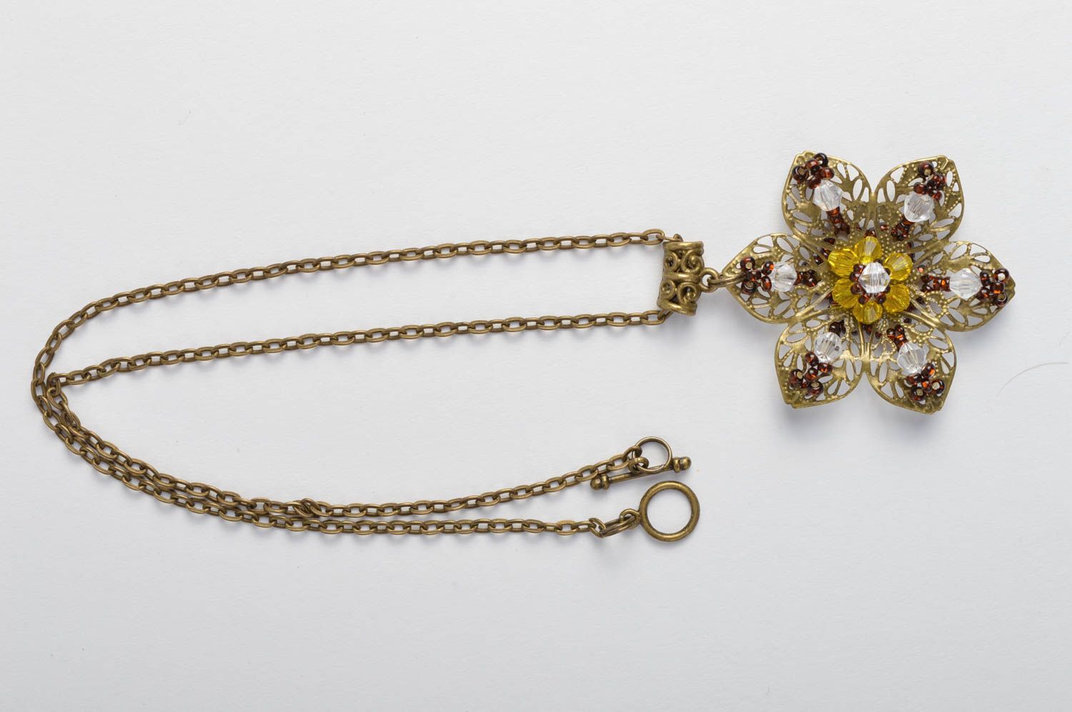 Pendentif fleur Bijou fait main sur chaîne style vintage Cadeau pour fille photo 2