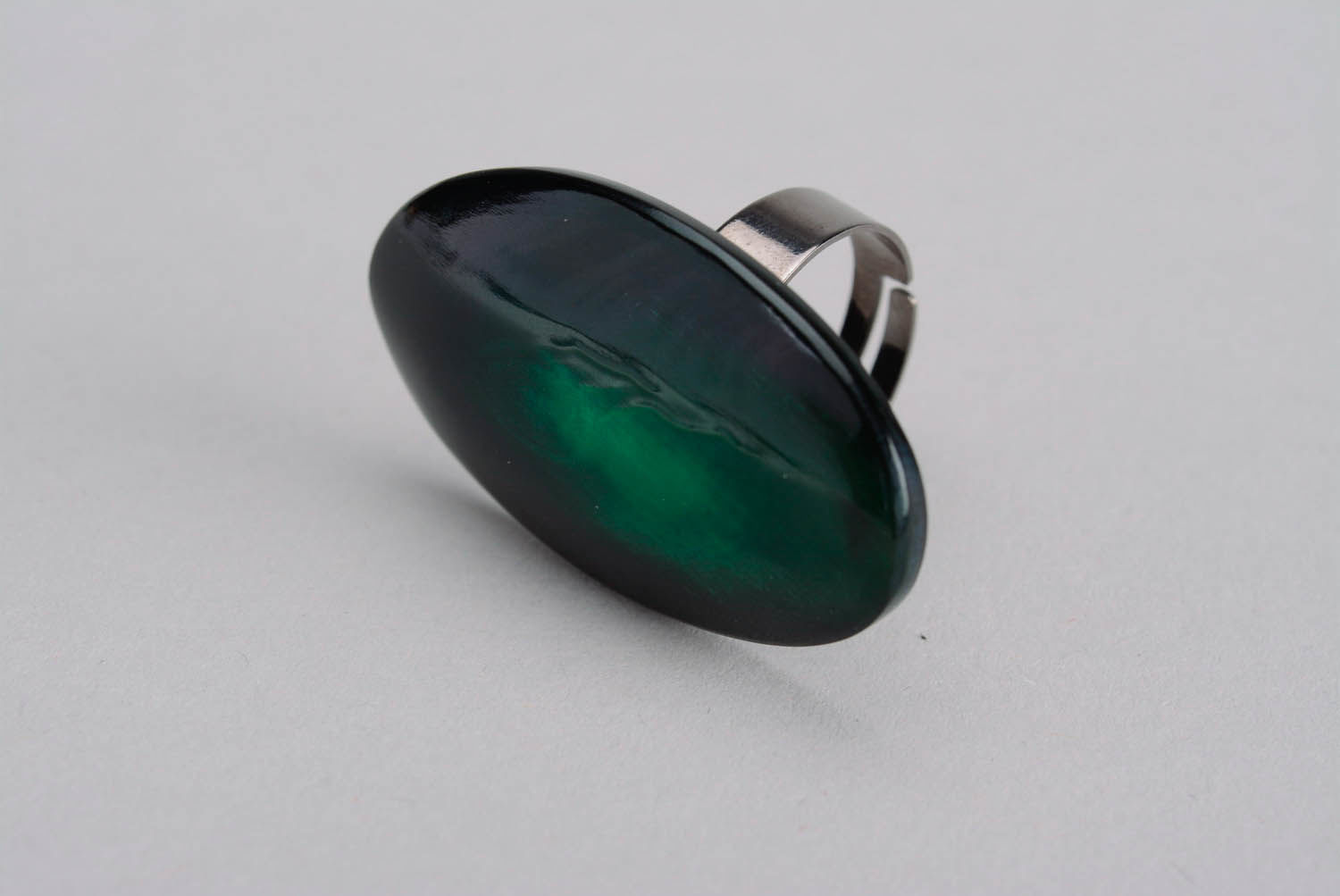 Oval Ring Emerald photo 1