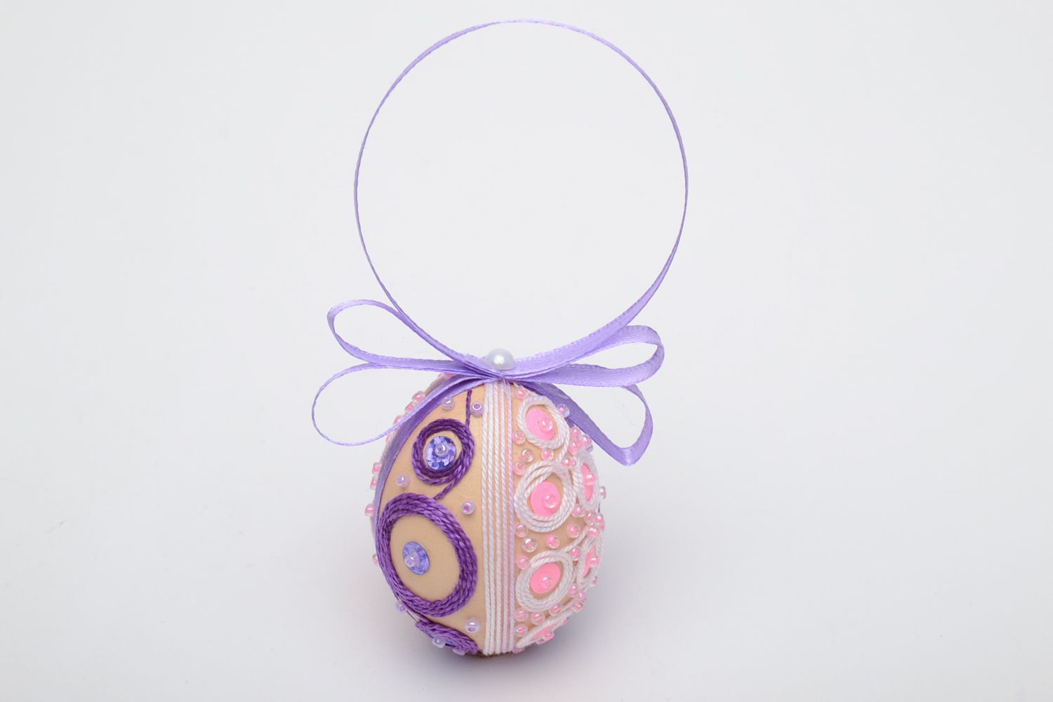 Œuf de Pâques à suspendre fait main avec rubans rose violet pour intérieur photo 2