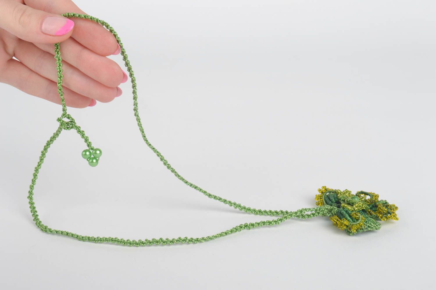Pendentif fantaisie Bijou fait main vert fils perles macramé Cadeau original photo 5