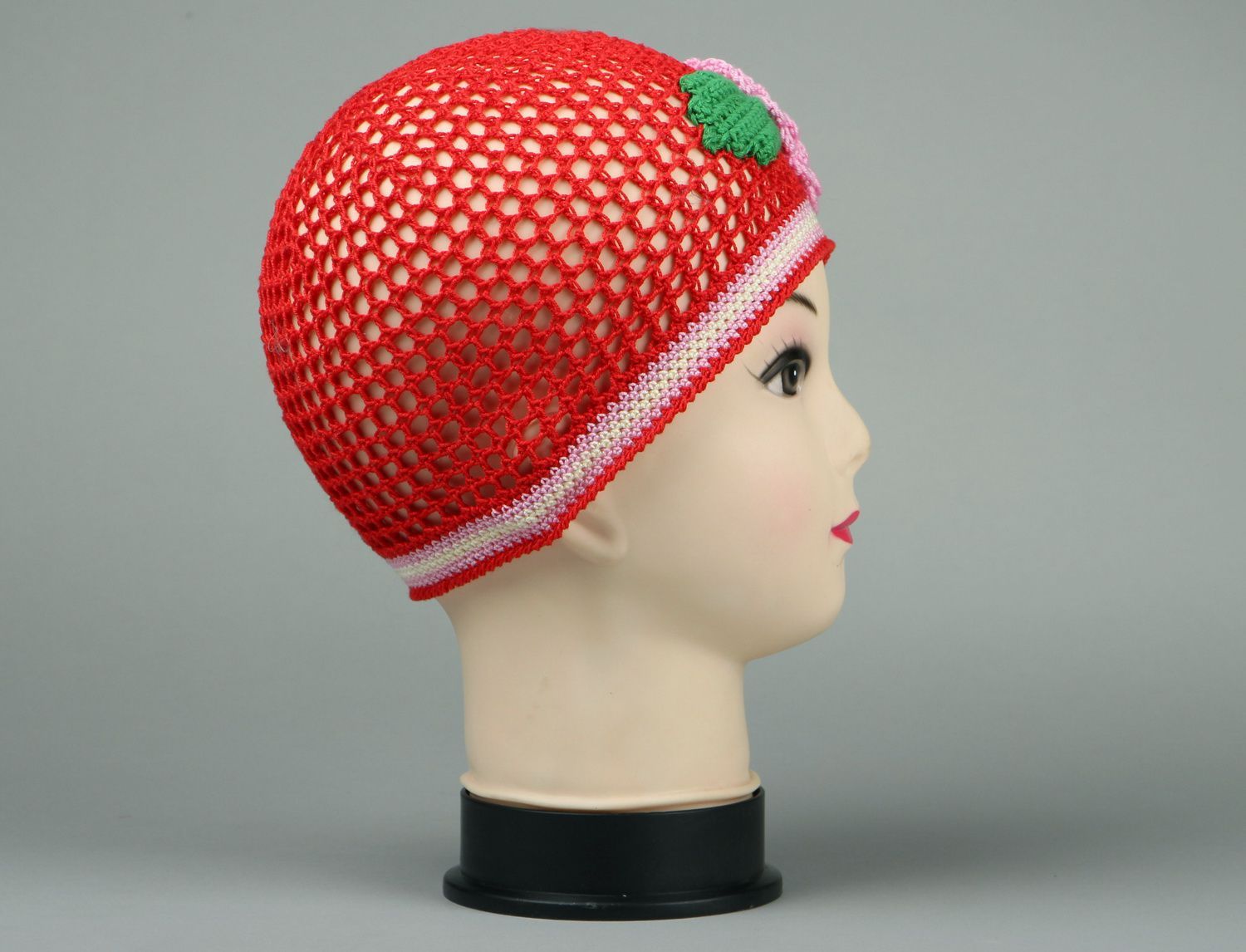 Crochet summer hat, red photo 3