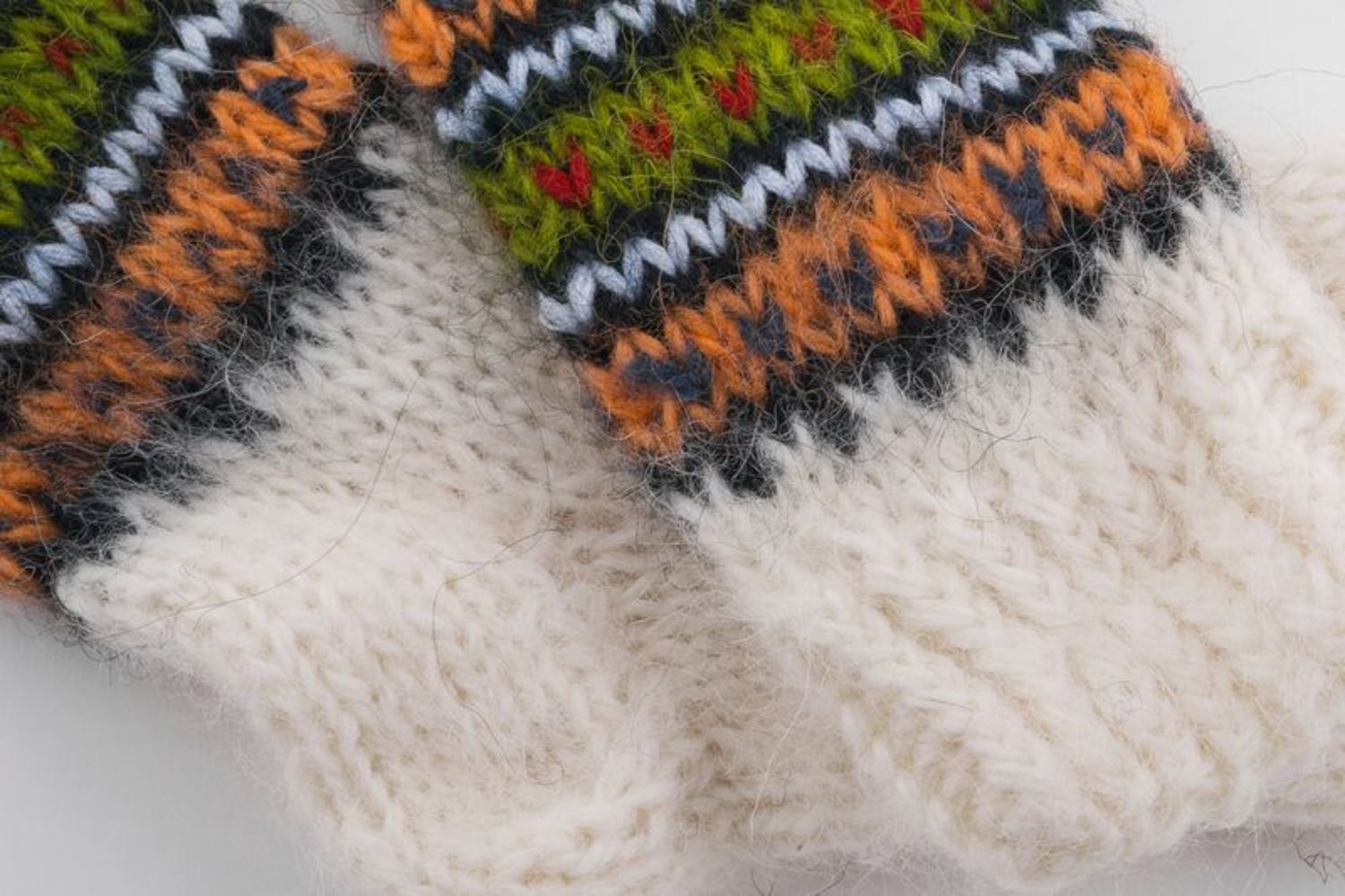 White women's socks made of wool photo 3
