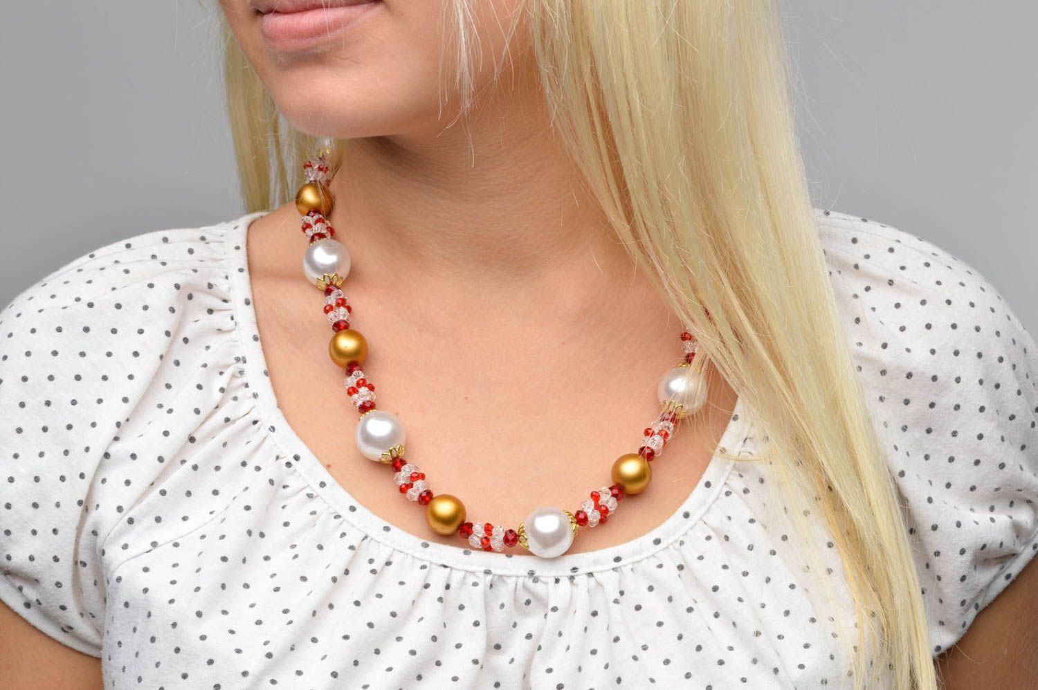 Collana di perline e perle fatta a mano da donna di moda bigiotteria originale foto 3