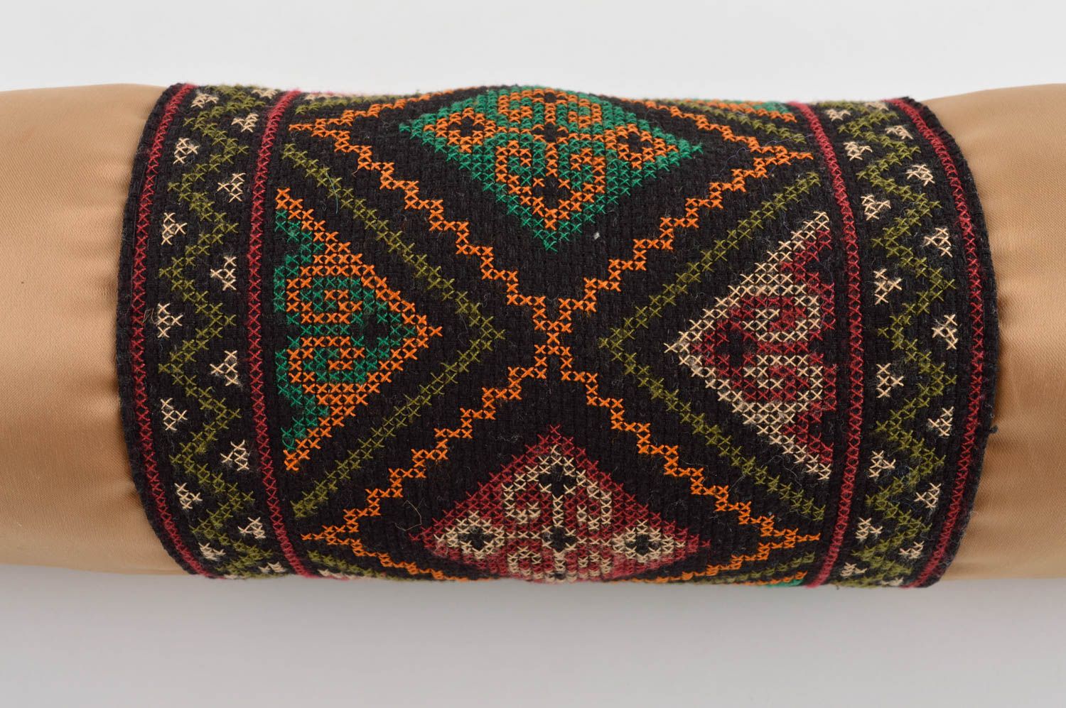 Traversin de canapé Coussin décoratif fait main en soie brodé Déco maison photo 2