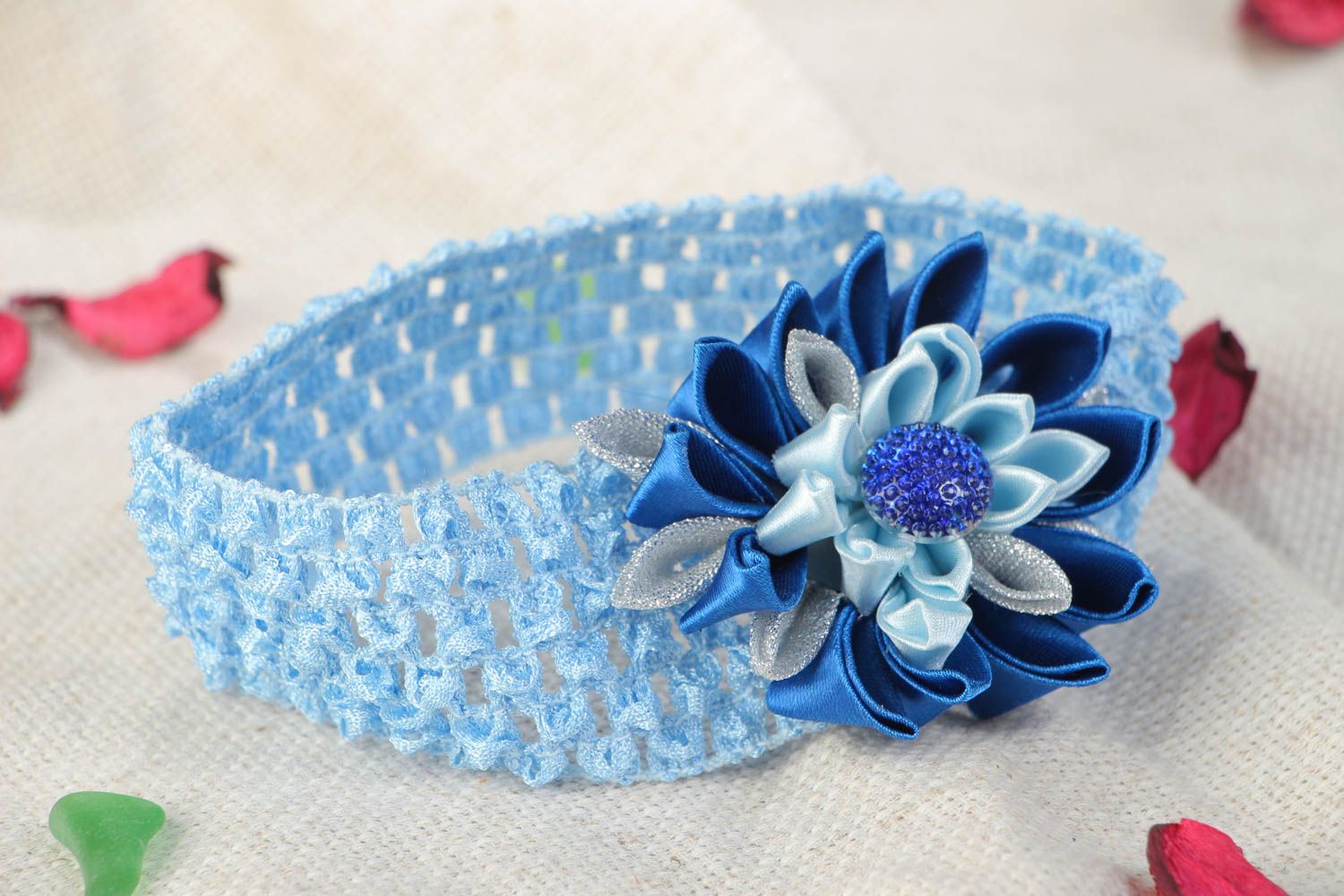 Авторская повязка на голову с цветком в технике канзаши голубая хенд мейд фото 1