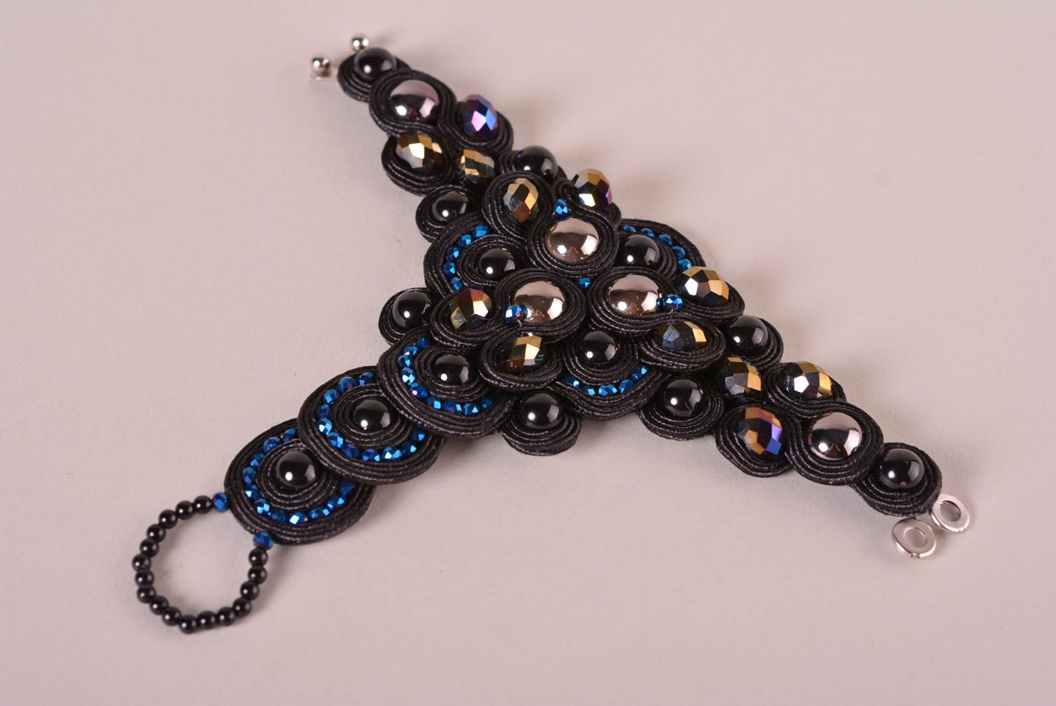 Bracelet textile Bijou fait main noir soutache cristal Accessoire original photo 2