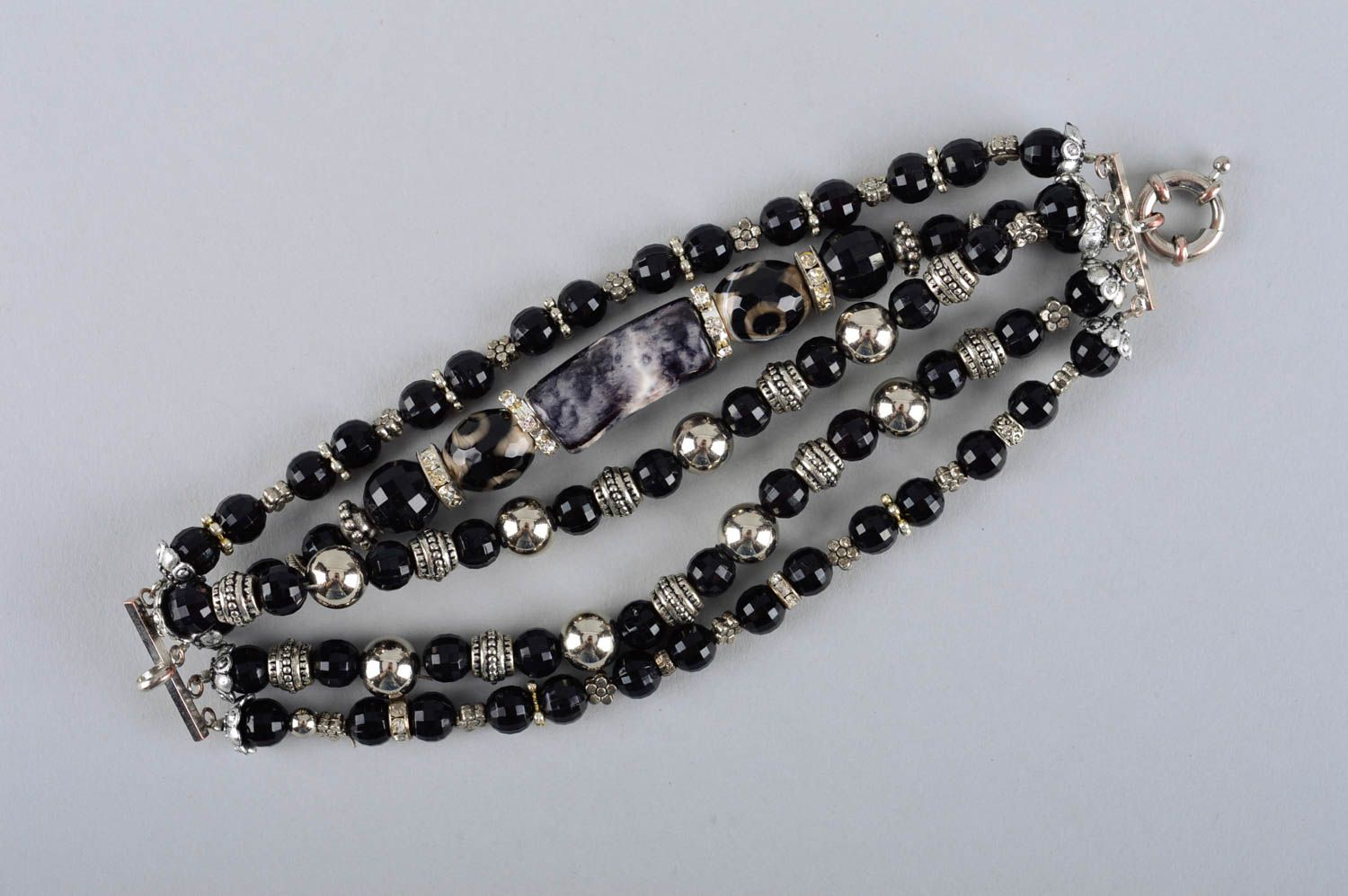 Bracelet noir Bijou fait main multirang en perles fantaisie Cadeau femme photo 5