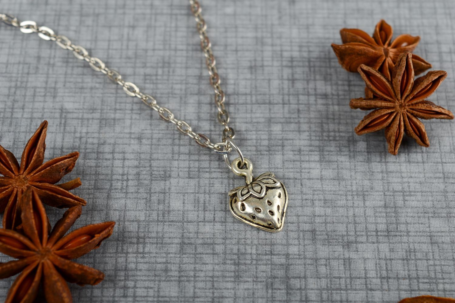 Handmade trendy pendant metal jewelry metal pendant stylish gift for women photo 1