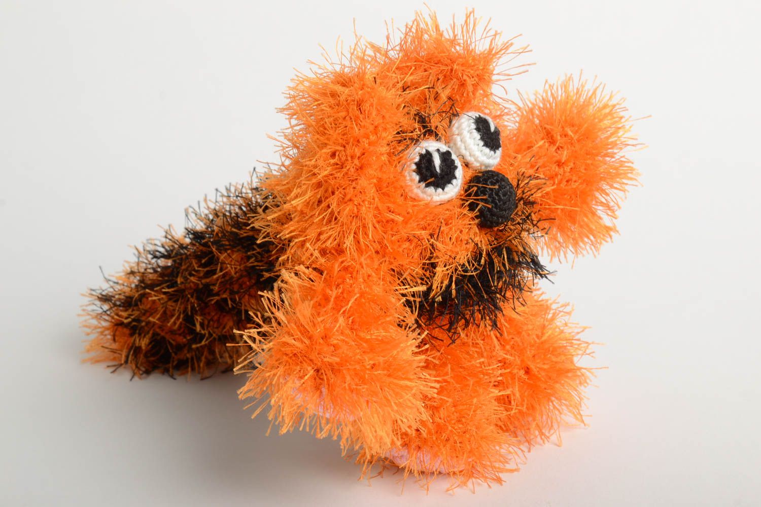 Jouet tricoté au crochet Peluche faite main Cadeau enfant original Chat orange photo 2