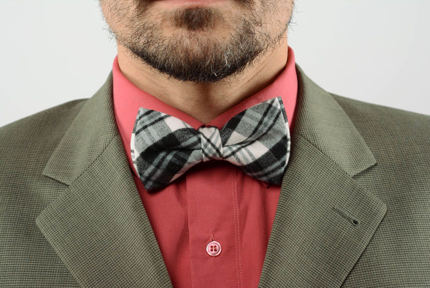 Grey plaid bow tie photo 1