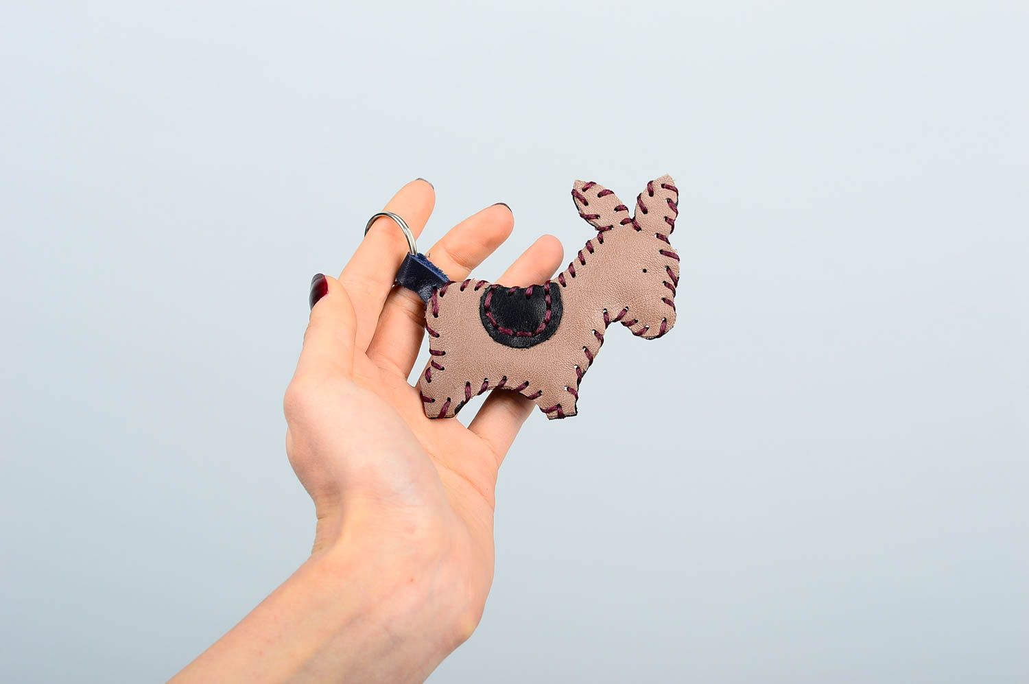 Llavero de cuero hecho a mano inusual regalo original accesorio para llaves foto 2