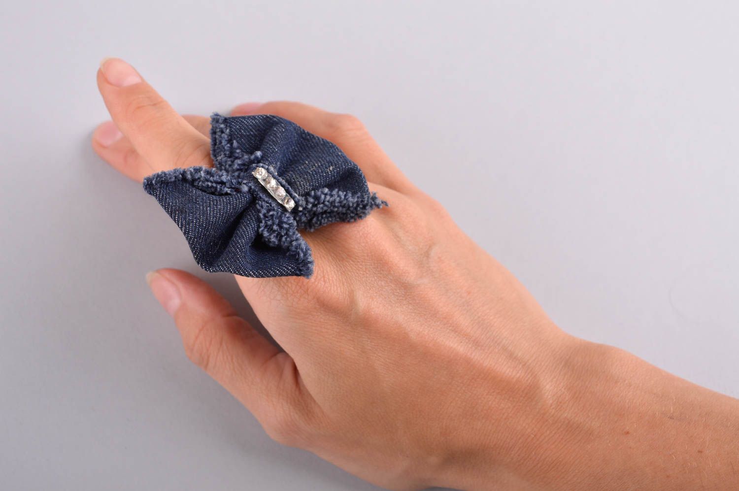 Bague noeud Bijou fait main massif tissu de jean Accessoire femme design photo 5