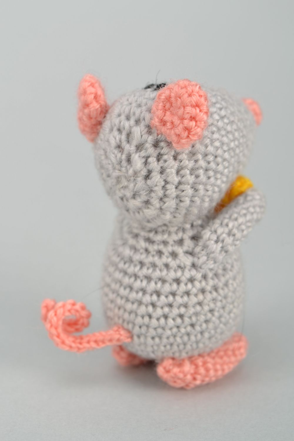 Juguete tejido de lana para niños ratón con queso  foto 4