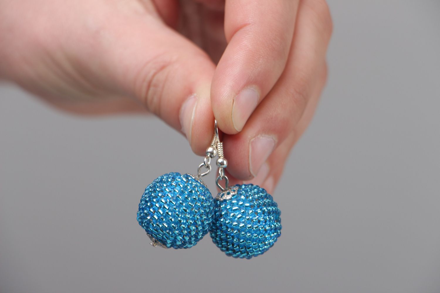 Blue beaded ball earrings photo 3