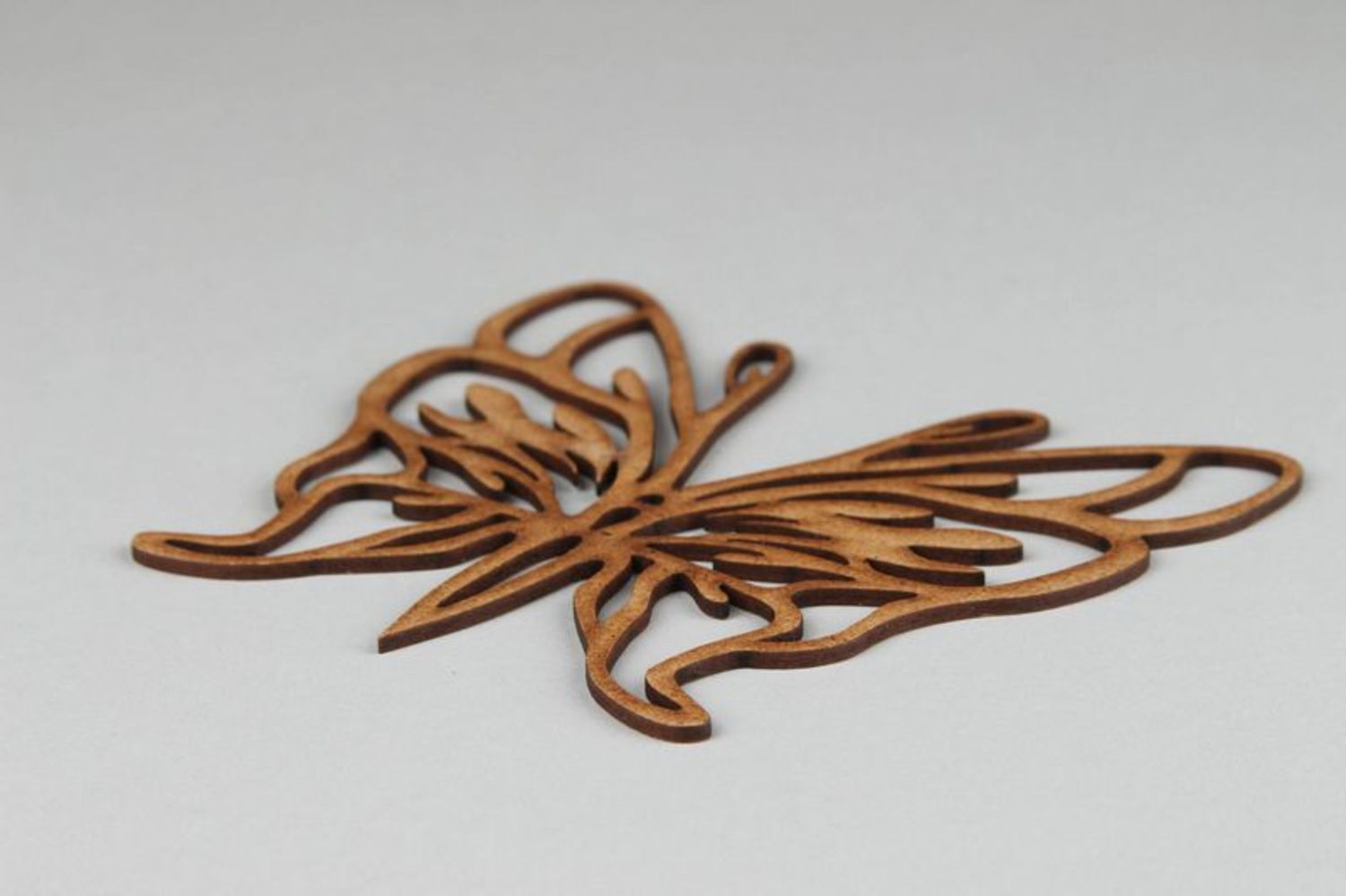 Chipboard de fibra de madera Mariposa foto 1