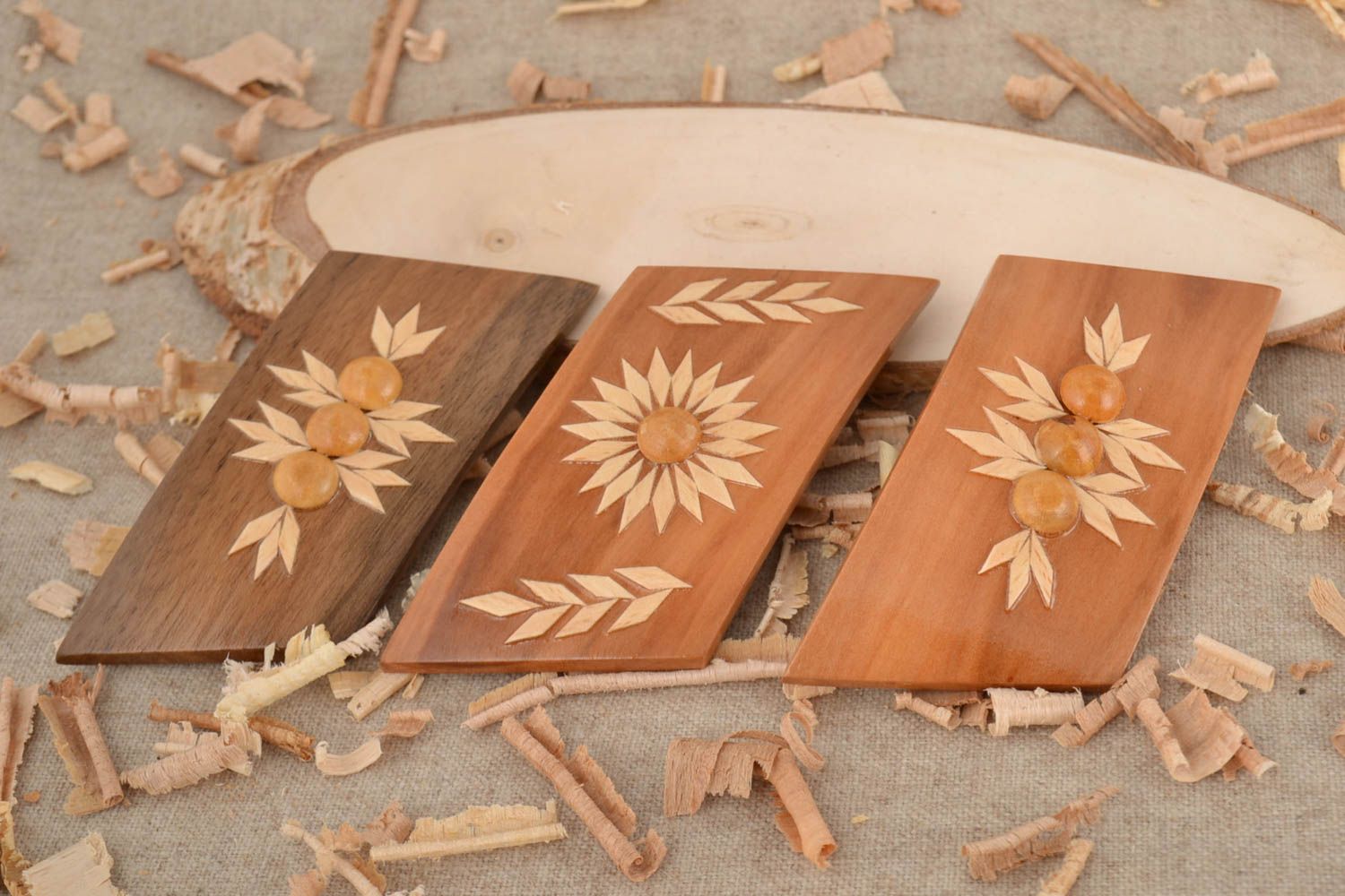 Originelle braune Damen Haarspangen aus Holz mit Muster handmade Set 3 Stück foto 1