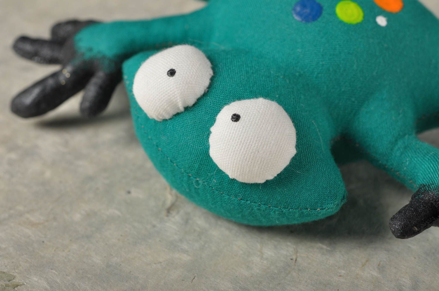 Handmade Kuscheltier Frosch grell Stoff Spielzeug Geschenk für Kinder  foto 2