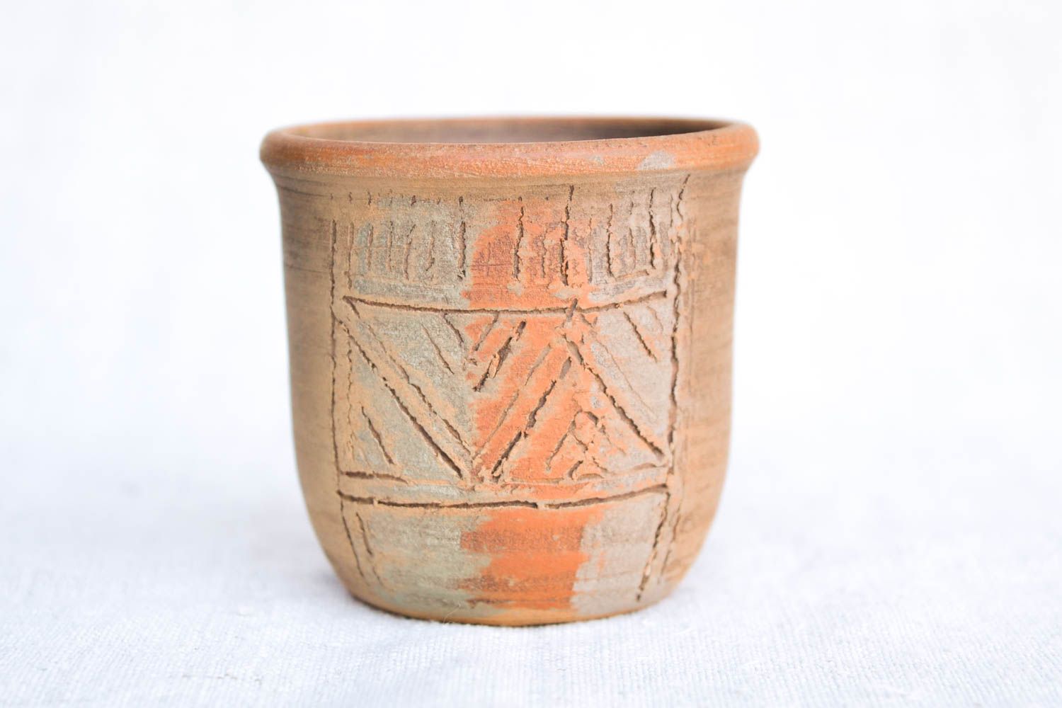 Clay no handle drinking cup of medium size photo 4