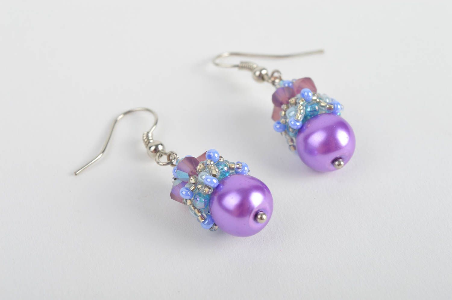 Handmade small designer neat dangle earrings with violet beads photo 3