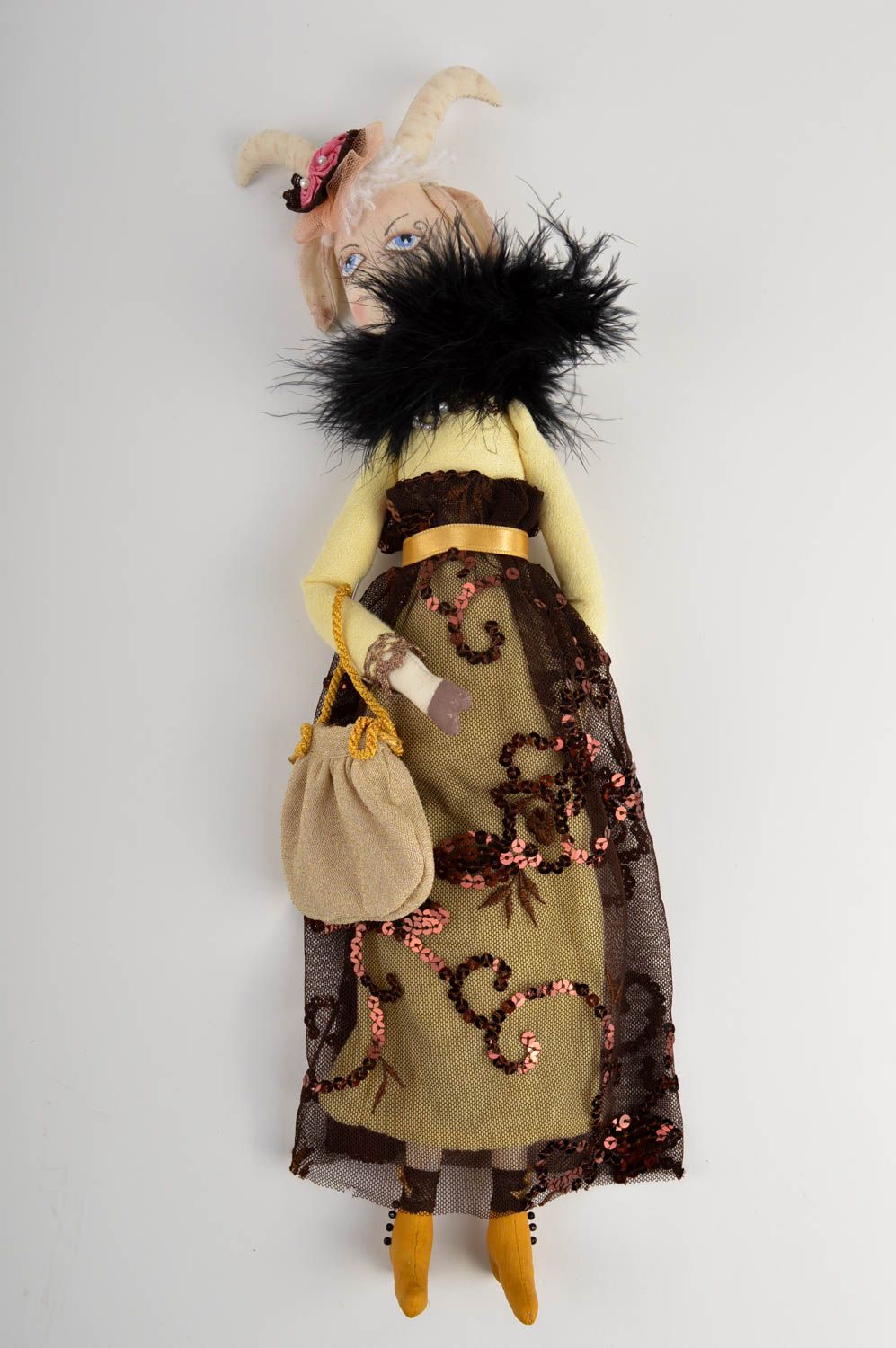 Peluche chèvre Jouet fait main textile original Décoration d'intérieur photo 3