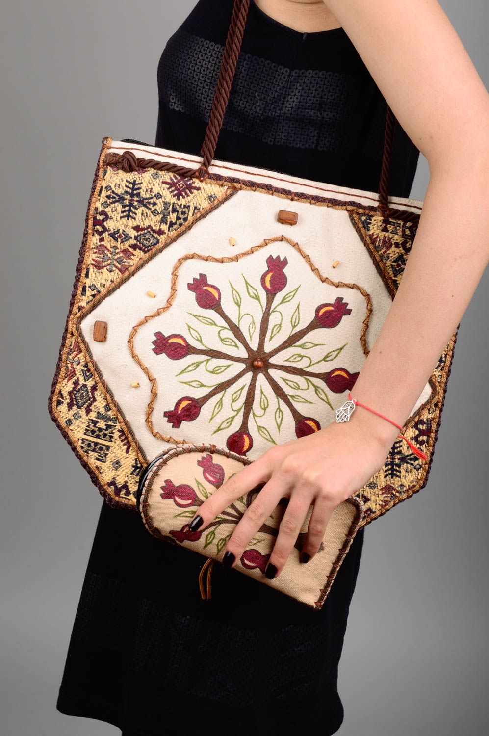 Handmade tarpaulin purse fabric glasses case stylish designer bag for women photo 3