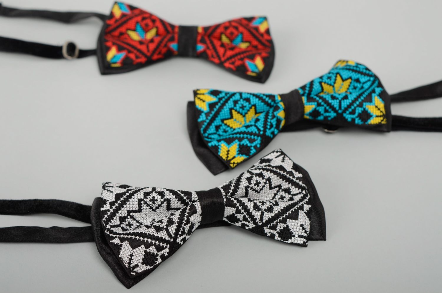 Black bow tie with cross stitch embroidery photo 5