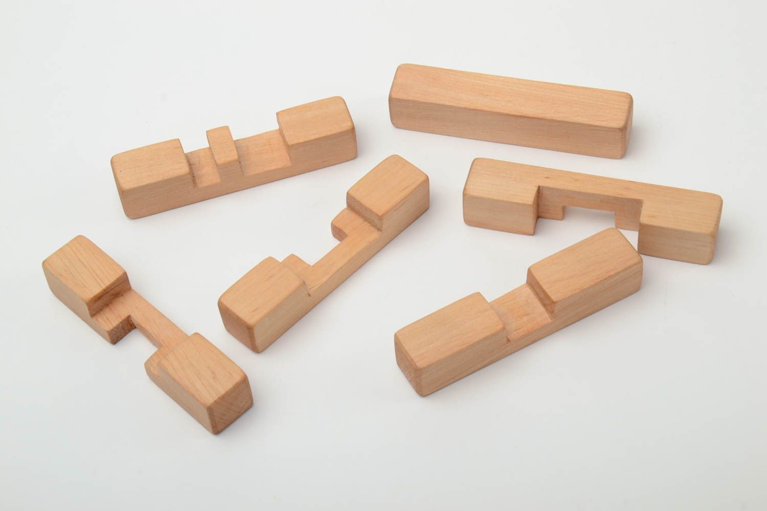Juguete de madera con forma de puzzle voluminoso hecho a mano educativo foto 5