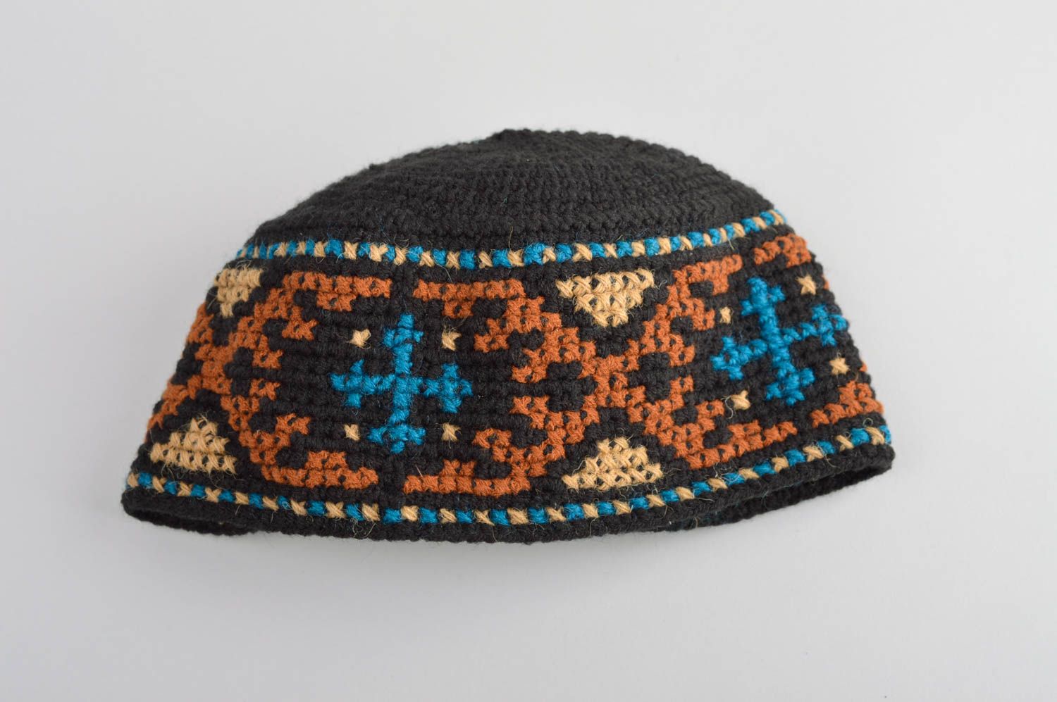 Вязаная шапка ручной работы мужская шапка красивая зимняя шапка из шерсти фото 5