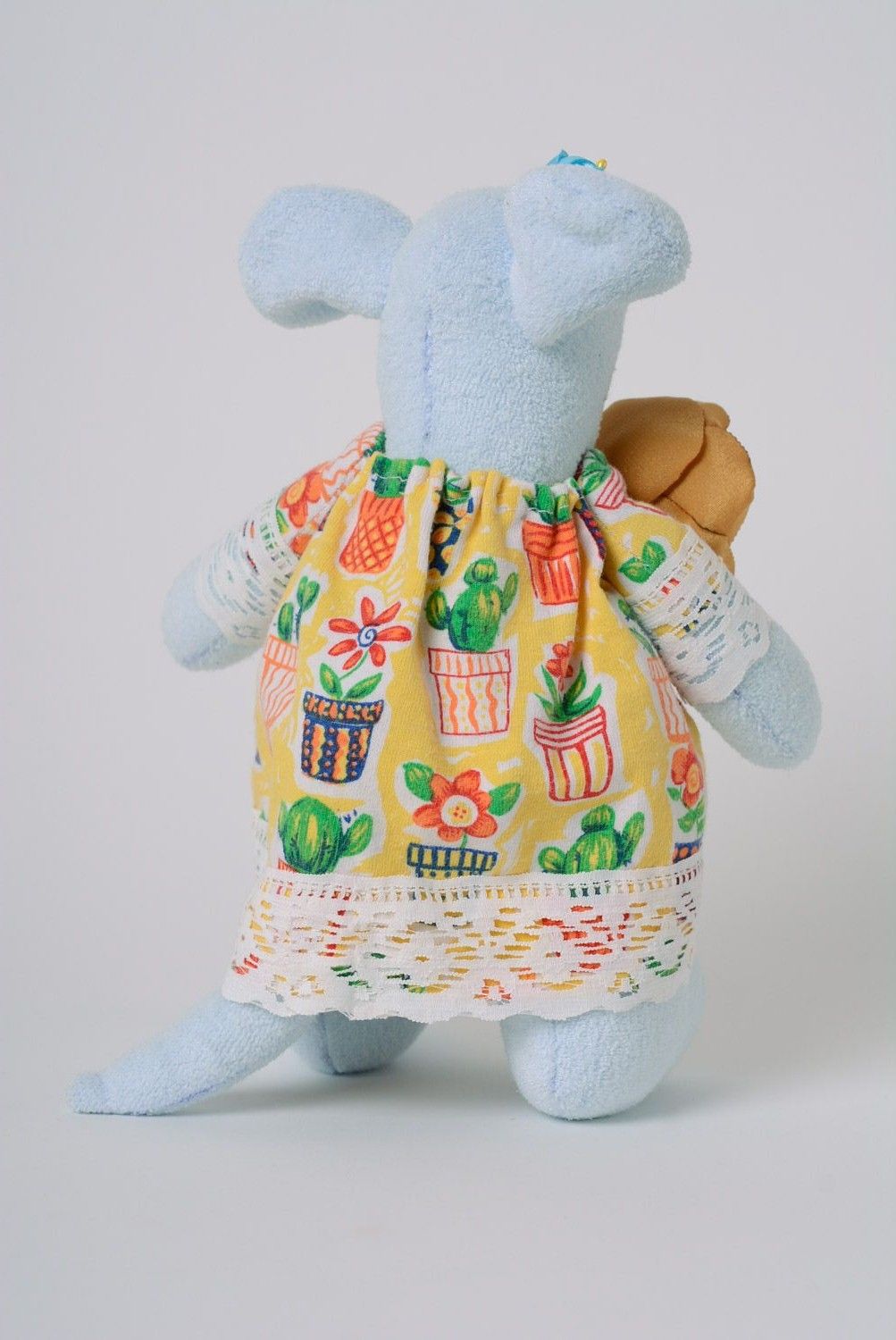 Мягкая игрушка ручной работы мышка голубая в цветочном платье авторская фото 3