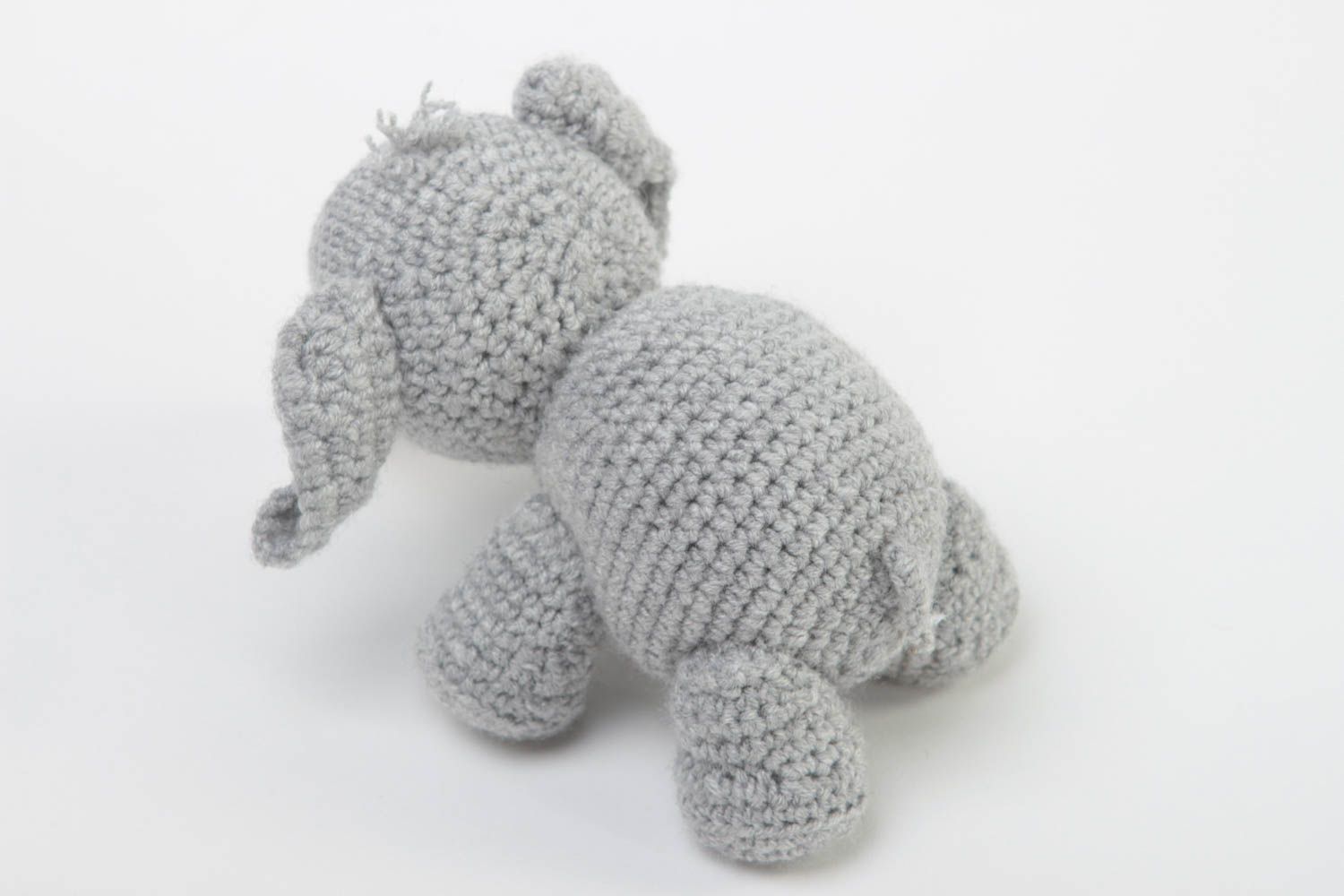 Peluche éléphant fait main Jouet enfant Cadeau original tricoté gris mignon photo 4