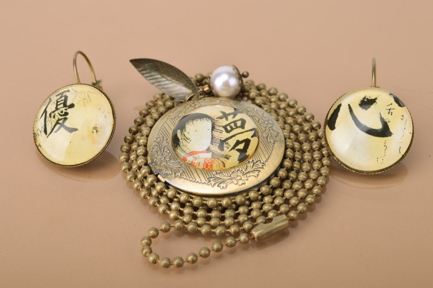 Set of handmade metal jewelry in Japanese style locket and dangle earrings photo 5