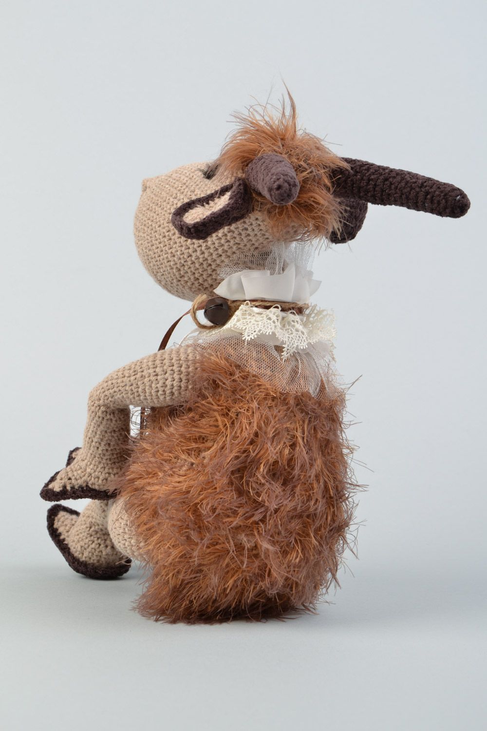 Jouet mou tricoté au crochet fait main chèvre brun pour enfant décoration photo 5