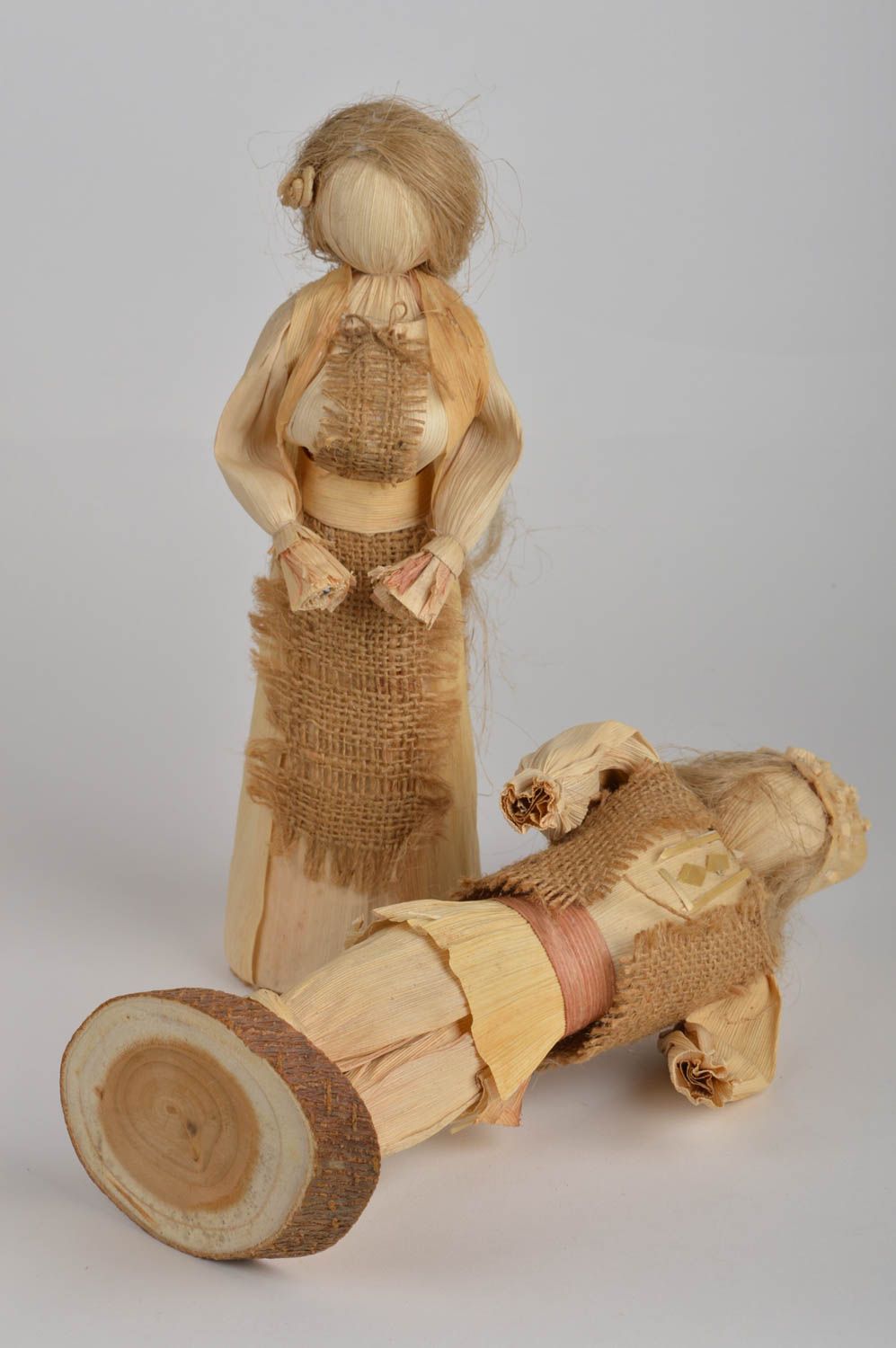Figurillas decorativas de hojas de maíz artesanales decoración eco Chico y chica foto 4