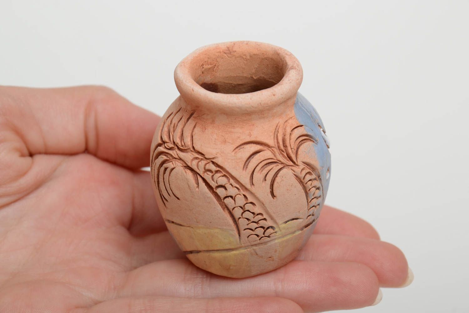 Cruche décorative miniature faite main pour intérieur peinte avec ornement photo 4