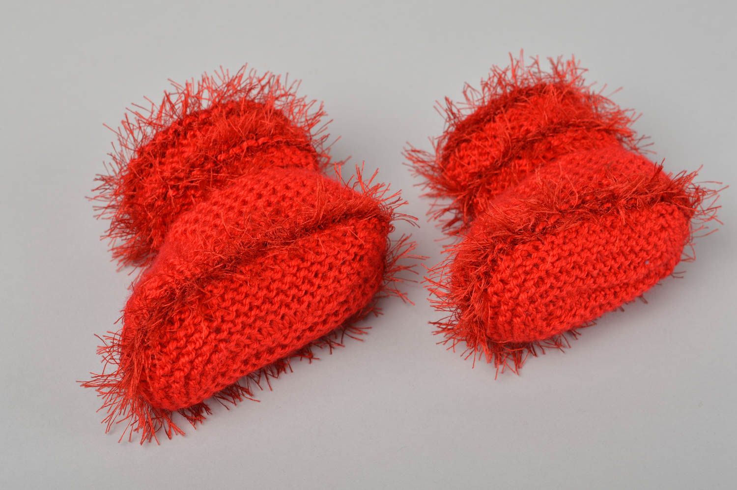 Chaussons bébé fait main Accessoire bébé rouge en coton au crochet Cadeau enfant photo 2