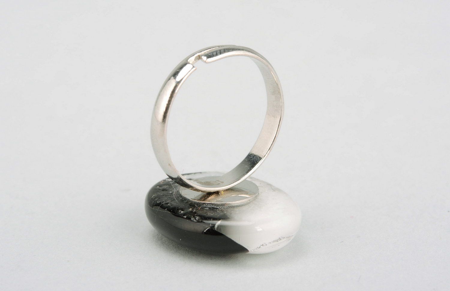 Ring made of fusing glass Yin Yang photo 5
