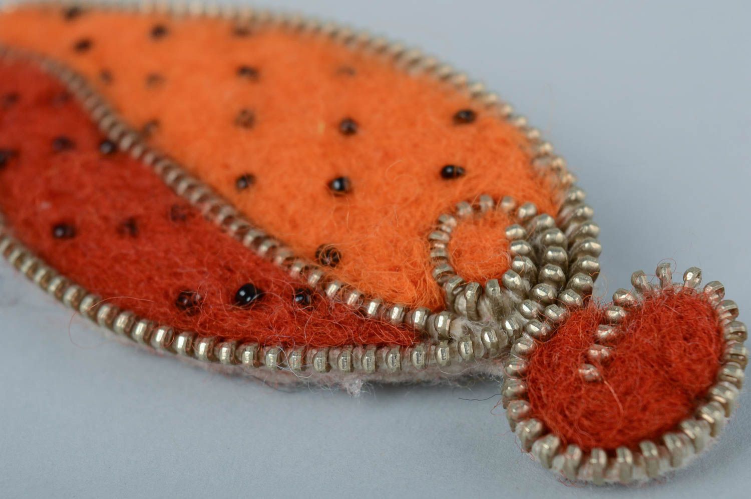 Broche feuille orange faite main Bijoux en laine Cadeau pour femme originale photo 2