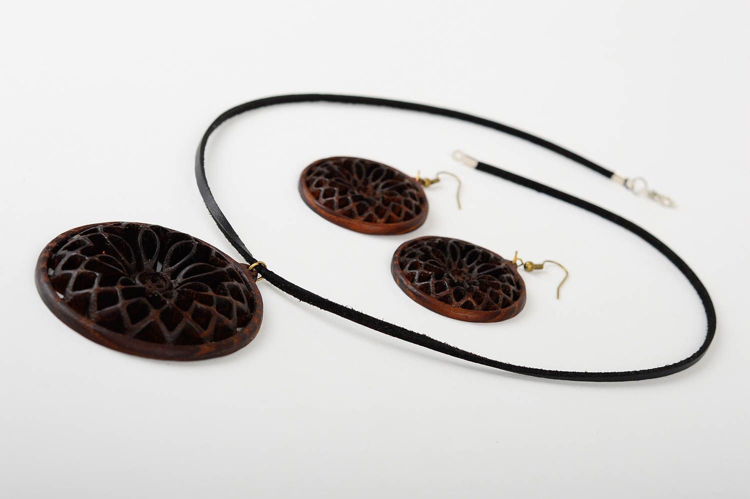Designer accessories handmade jewelry set wood earrings wood pendant necklace photo 3